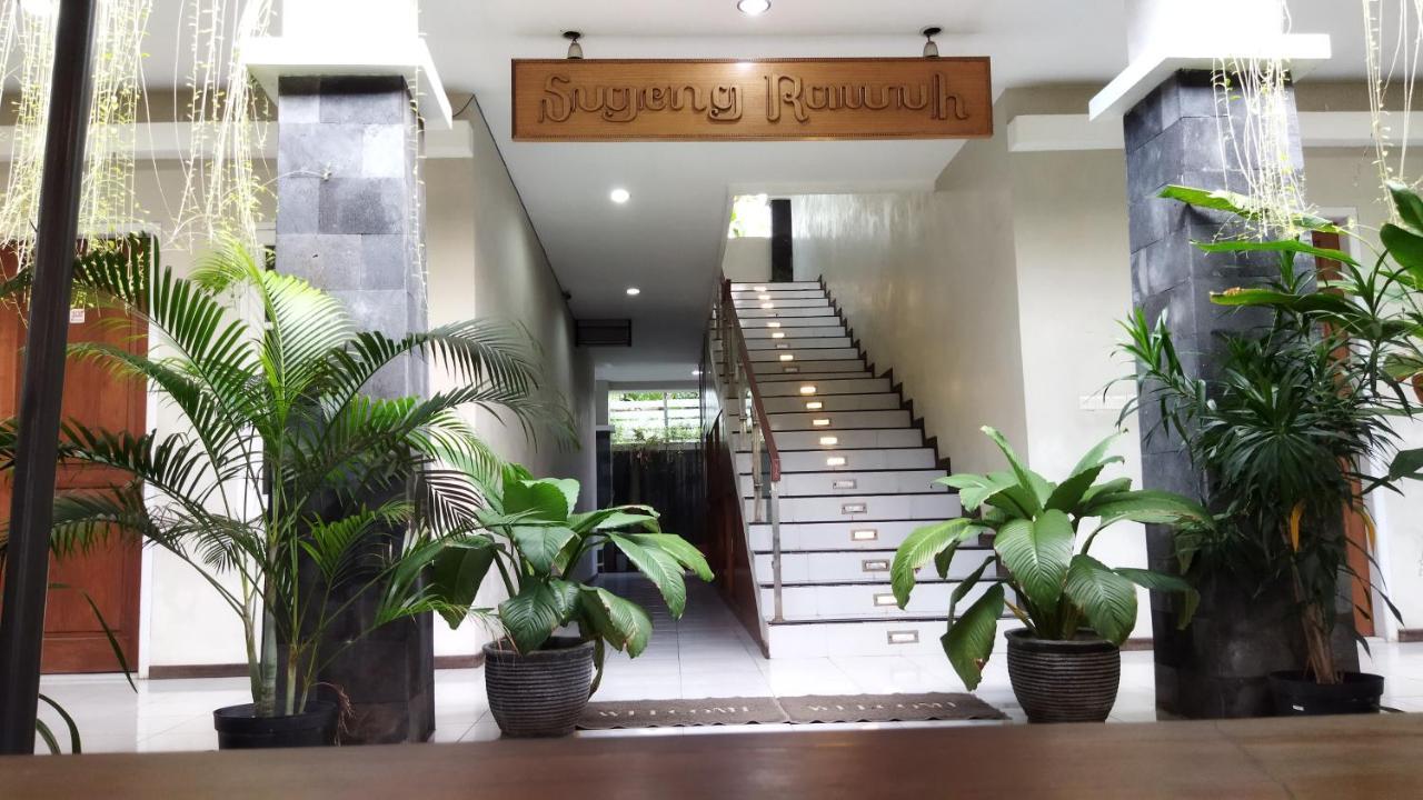 Nusantara Hotel Syariah Джепара Экстерьер фото