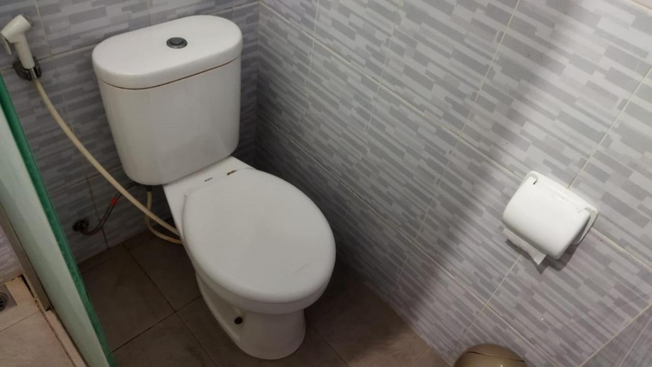 Nusantara Hotel Syariah Джепара Экстерьер фото