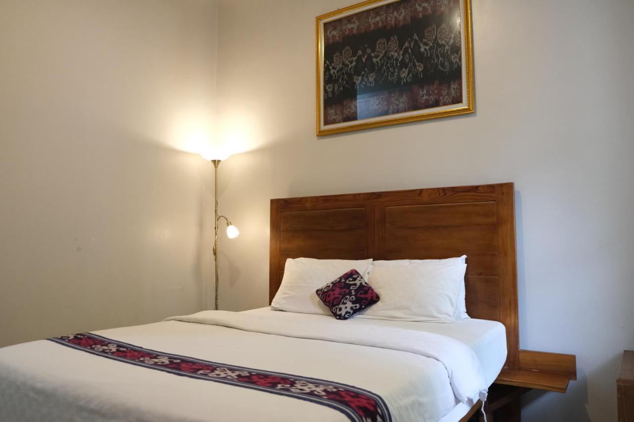 Nusantara Hotel Syariah Джепара Экстерьер фото